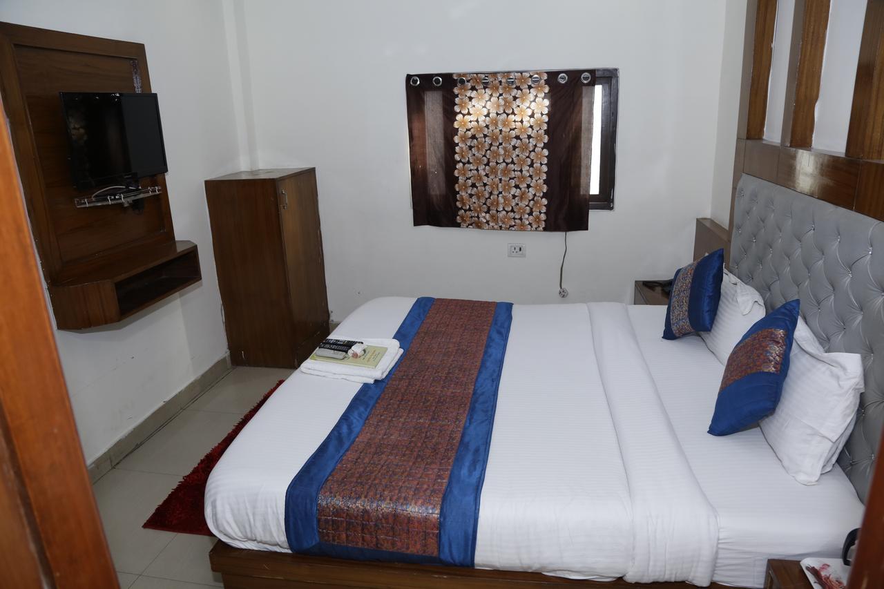 Vishal Hotel By Comfort Rooms นิวเดลี ภายนอก รูปภาพ